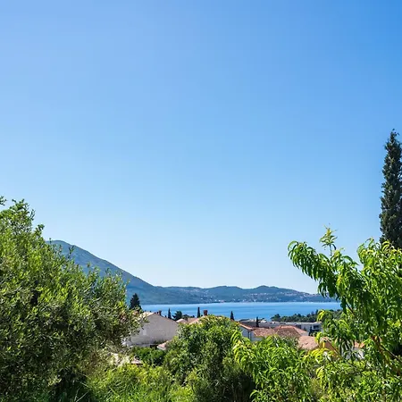 Bella Vista - Two Bedroom With Sea View * Mlini