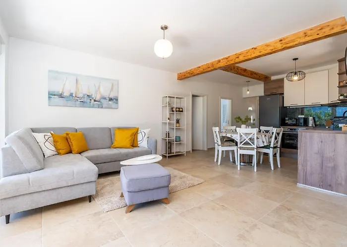 Bella Vista - Two Bedroom With Sea View Lejlighed